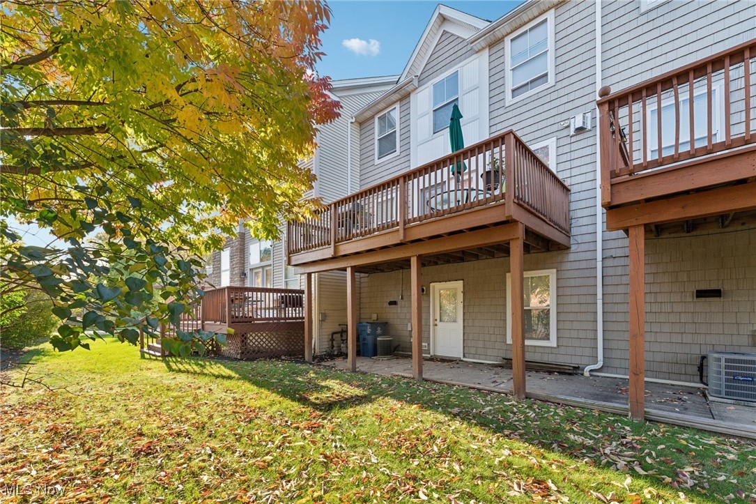 17625 Wildwood Lane #323, Cleveland, Ohio image 35