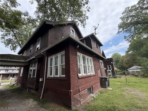 Tiny photo for 277 Crandall Avenue, Youngstown, OH 44504 (MLS # 5241203)