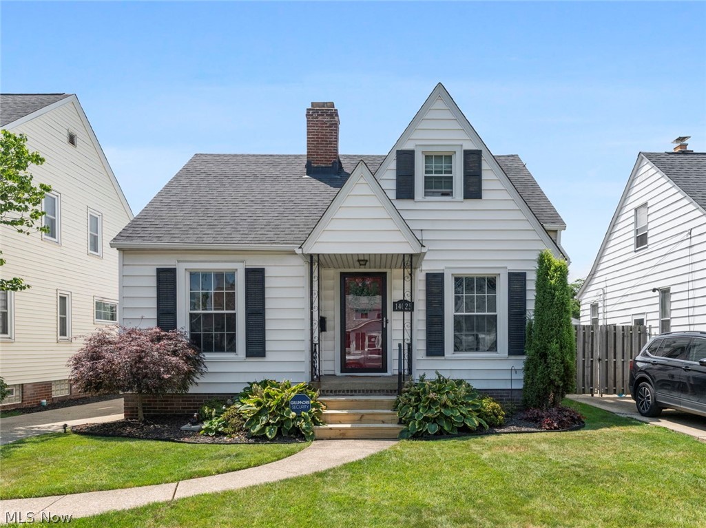 Photo 1 of 30 — 14025 Clairview Avenue, Cleveland, OH 44111