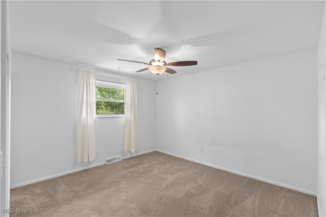 2630 Lafayette Boulevard, Steubenville, Ohio image 14