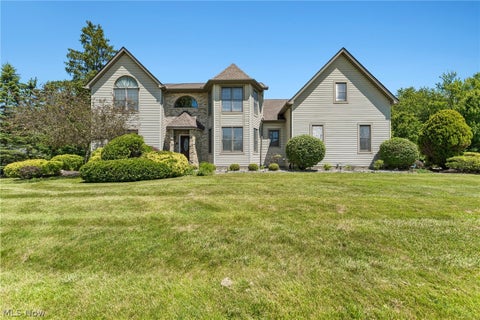 Homes For Sale - 9393 Goodell Court<br/> Mentor, OH 44060