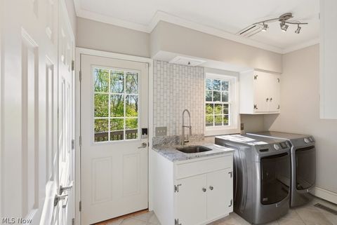 Tiny photo for 50 Park Lane, Chagrin Falls, OH 44022 (MLS # 5207229)