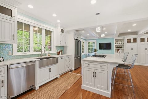 Tiny photo for 50 Park Lane, Chagrin Falls, OH 44022 (MLS # 5207229)