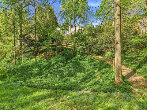 Tiny photo for 50 Park Lane, Chagrin Falls, OH 44022 (MLS # 5207229)