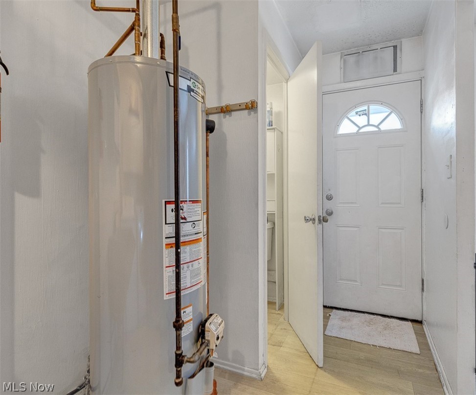 Warren Pkwy Condo - Residential