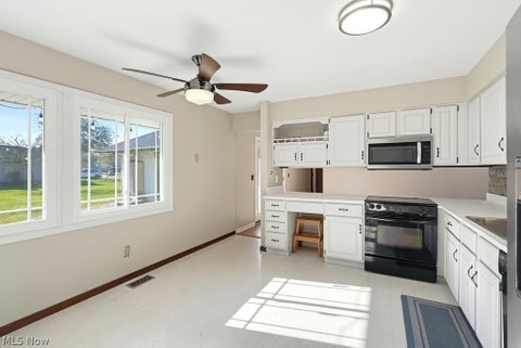 Tiny photo for 3854 Surfside Circle, Aurora, OH 44202 (MLS # 5256089)