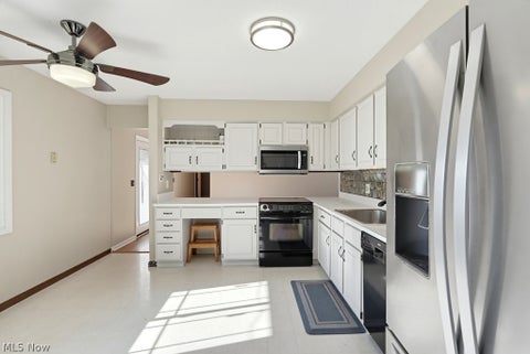 Tiny photo for 3854 Surfside Circle, Aurora, OH 44202 (MLS # 5256089)