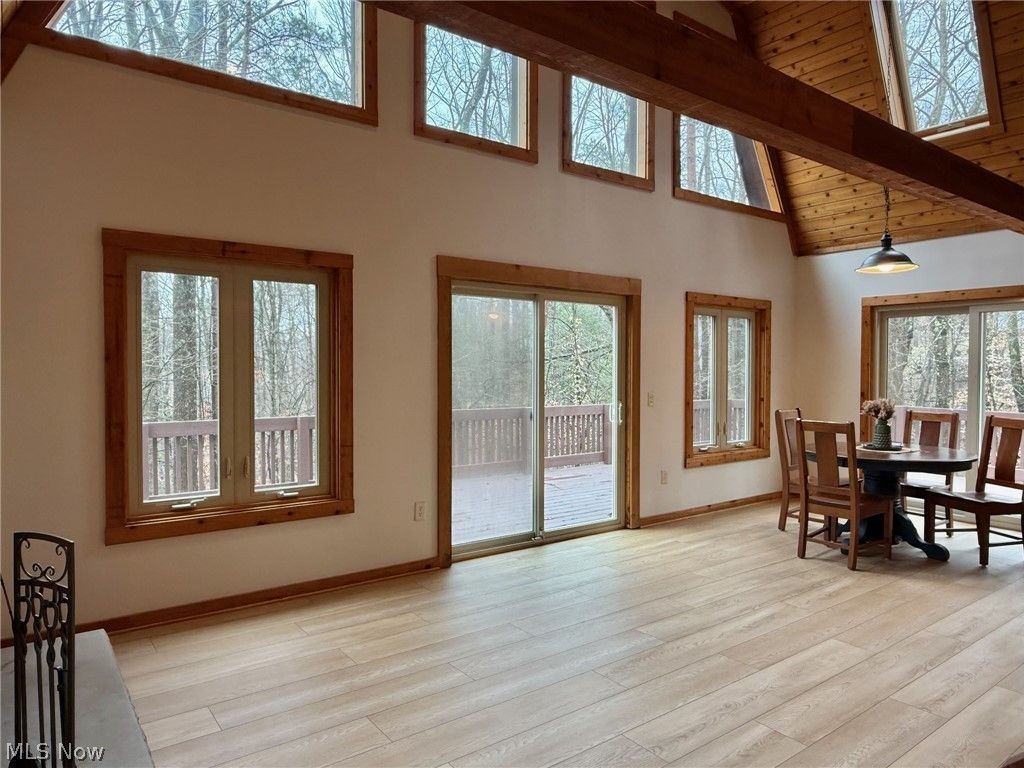 Photo of 86170 Tappan Highlands Road, Uhrichsville, OH 44683 (MLS # 5192101)