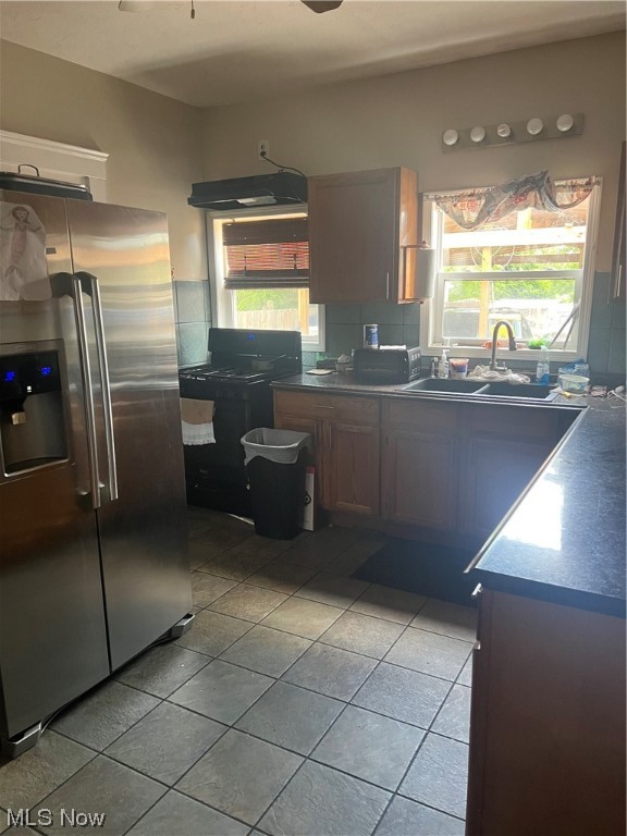 James M Hoyts - Residential