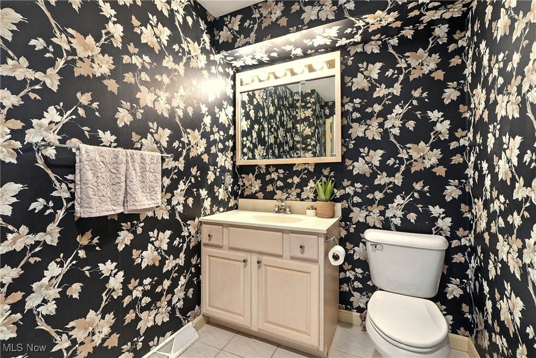 Fairlawn, Ohio 44333, United States, 4 Bedrooms Bedrooms, ,3 BathroomsBathrooms,Residential,Active,183550