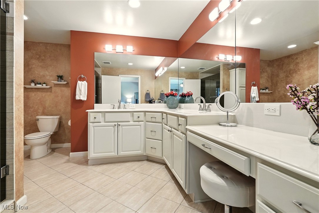 Fairlawn, Ohio 44333, United States, 4 Bedrooms Bedrooms, ,3 BathroomsBathrooms,Residential,Active,183550