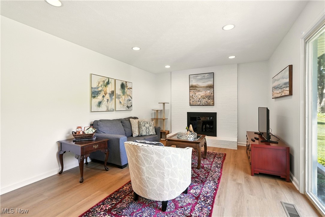 Fairlawn, Ohio 44333, United States, 4 Bedrooms Bedrooms, ,3 BathroomsBathrooms,Residential,Active,183550