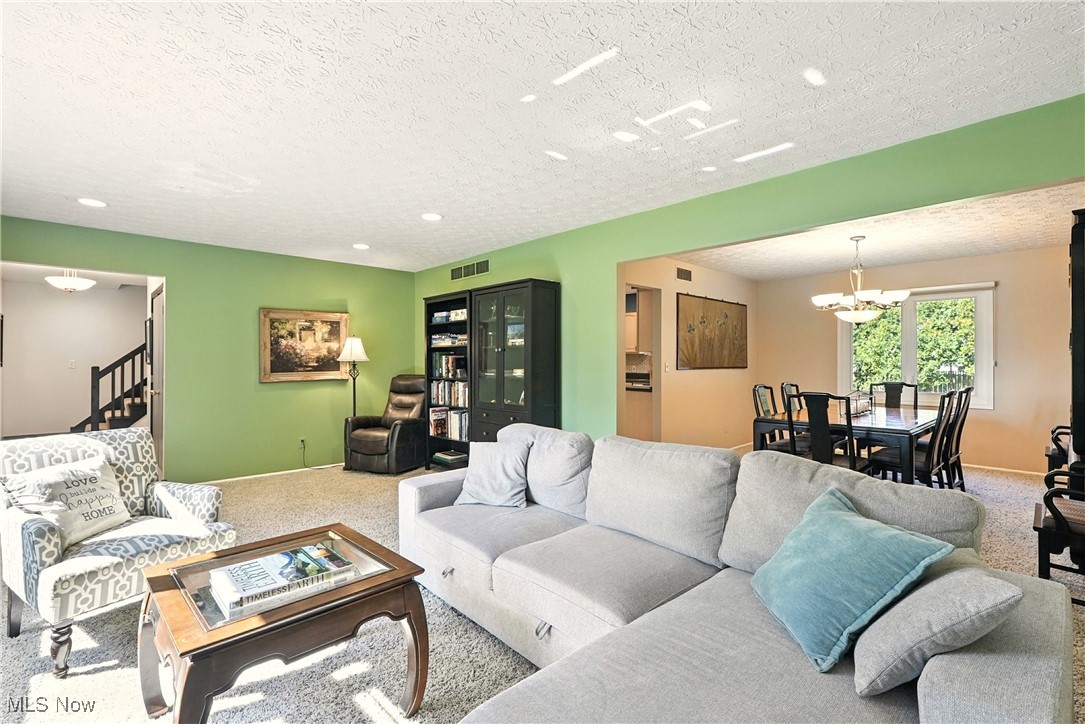 Fairlawn, Ohio 44333, United States, 4 Bedrooms Bedrooms, ,3 BathroomsBathrooms,Residential,Active,183550