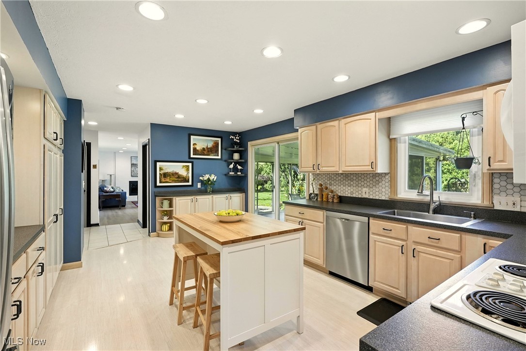420 Cabot Drive
