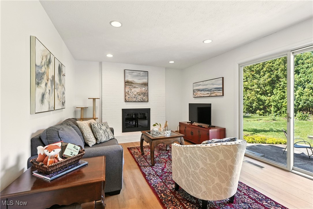 Fairlawn, Ohio 44333, United States, 4 Bedrooms Bedrooms, ,3 BathroomsBathrooms,Residential,Active,183550