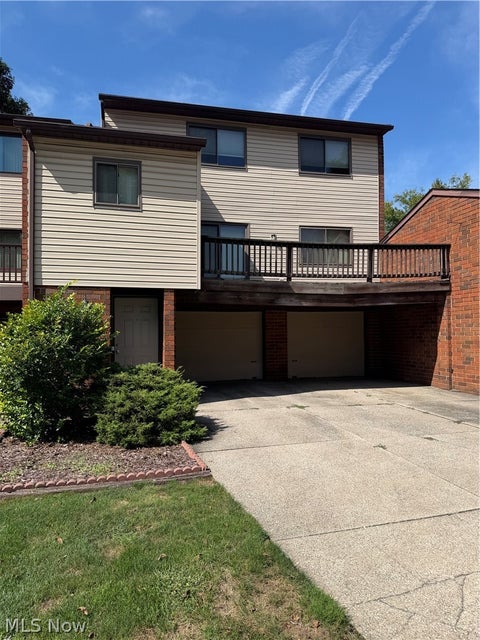 Condo For Sale - 402 Rockys Run Road<br/> Akron, OH 44319