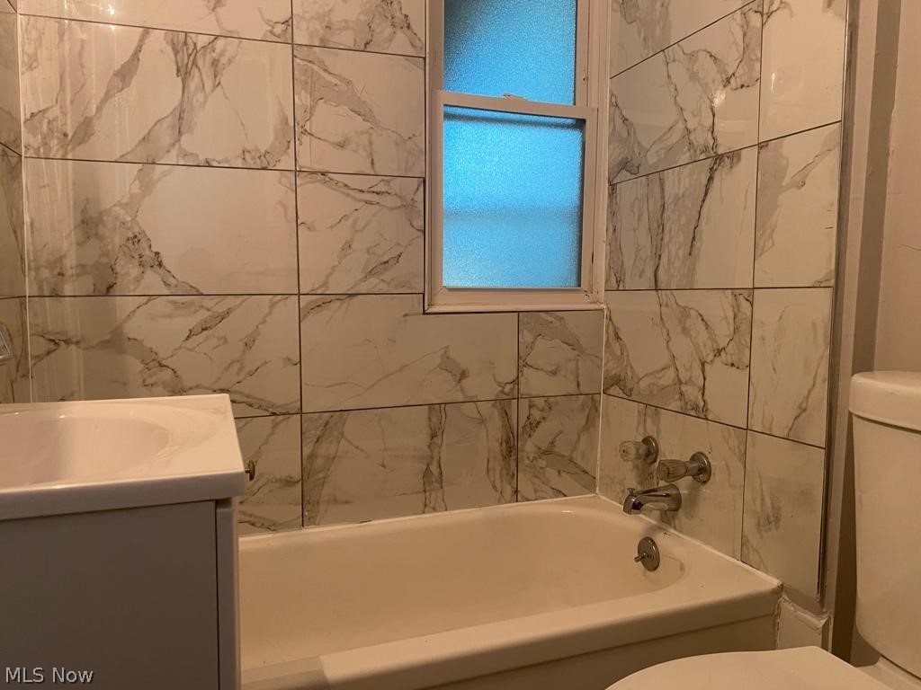 Collins - Residential Lease