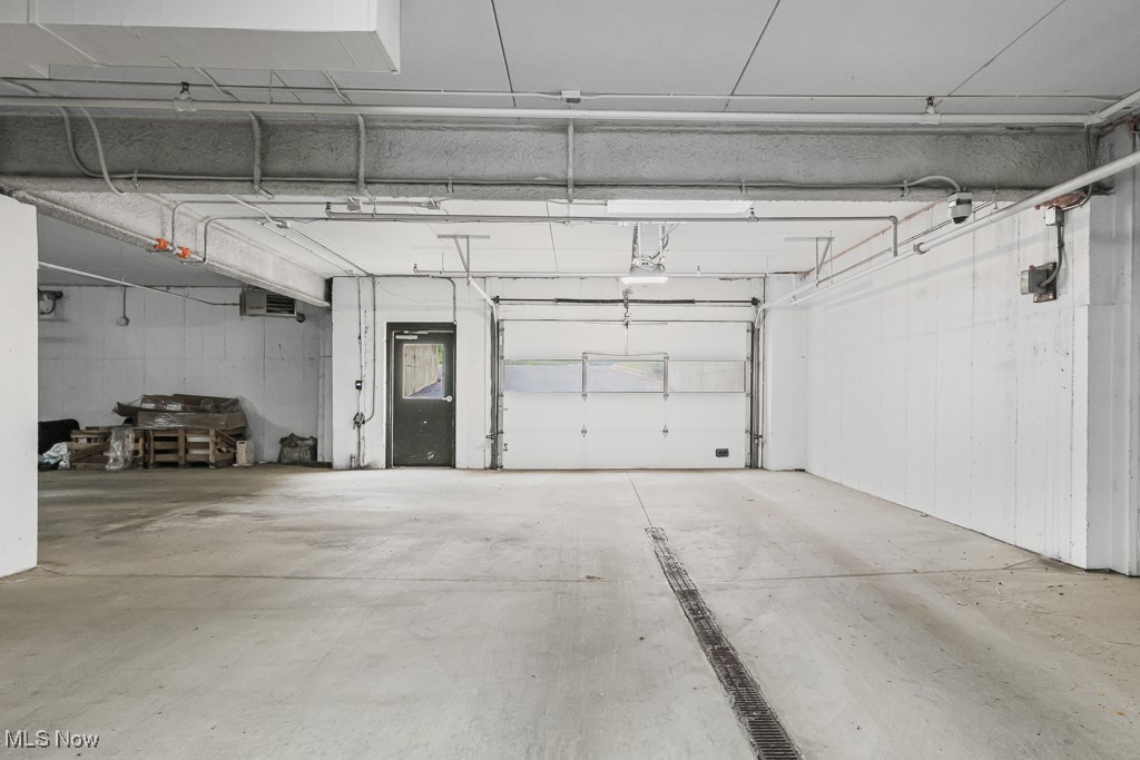 Signature/Fairlawn Office Condo - Commercial Lease