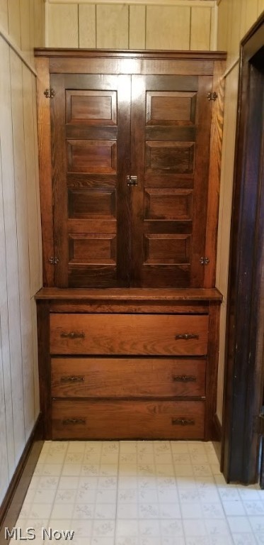 H Ibele & Jm Pettibones Sub - Residential Lease