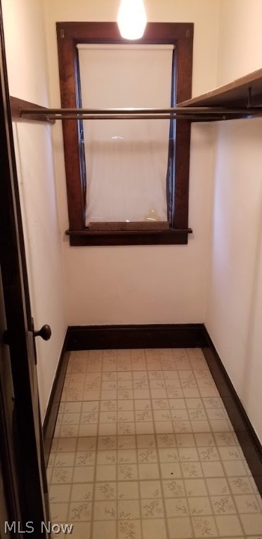 H Ibele & Jm Pettibones Sub - Residential Lease