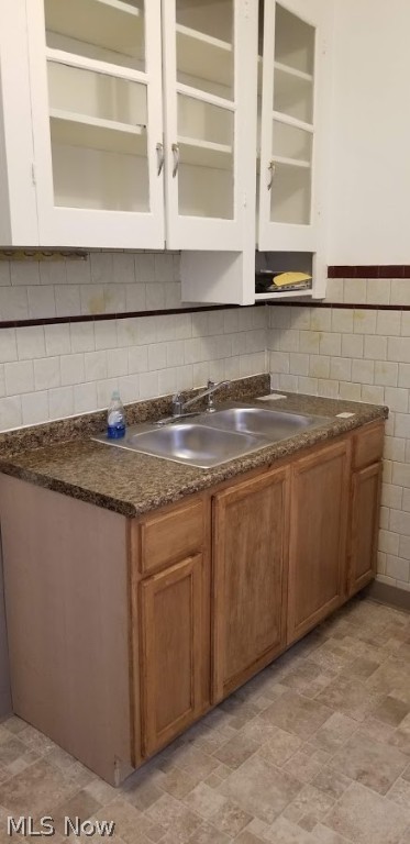 H Ibele & Jm Pettibones Sub - Residential Lease