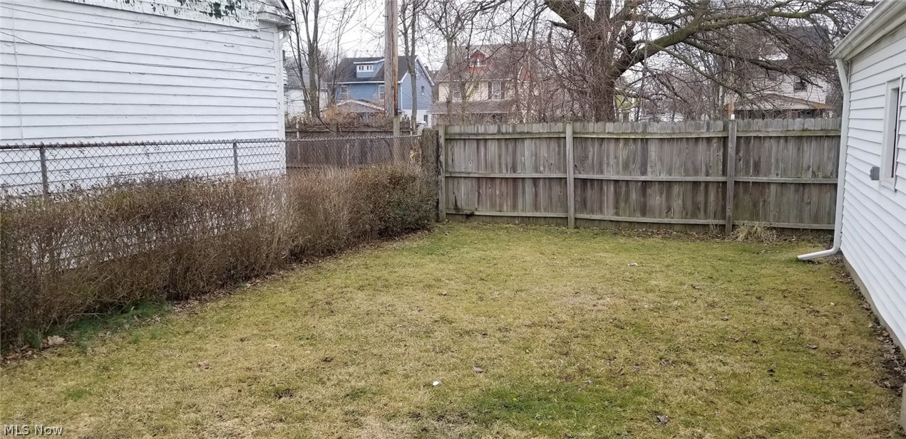 H Ibele & Jm Pettibones Sub - Residential Lease