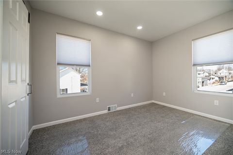 Tiny photo for 807 E Third Street, Salem, OH 44460 (MLS # 5190101)