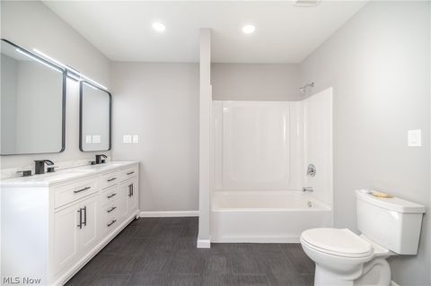 Tiny photo for 807 E Third Street, Salem, OH 44460 (MLS # 5190101)