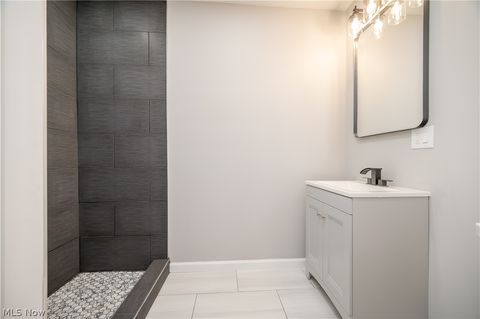 Tiny photo for 807 E Third Street, Salem, OH 44460 (MLS # 5190101)