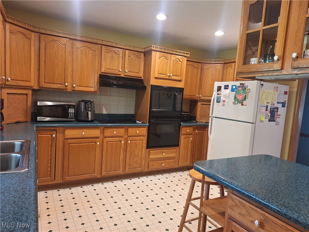 16604 Old State Road, Middlefield, Ohio image 7