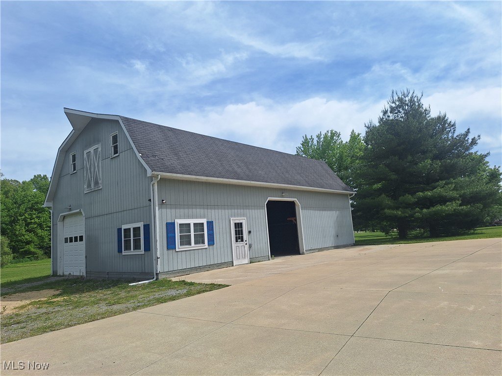 16604 Old State Road, Middlefield, Ohio image 33