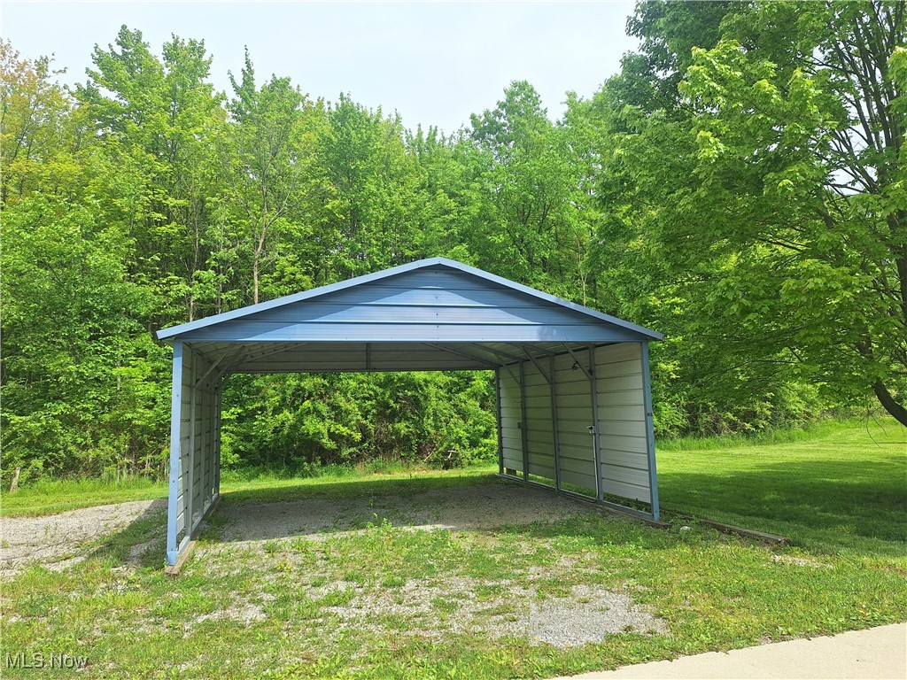 16604 Old State Road, Middlefield, Ohio image 41