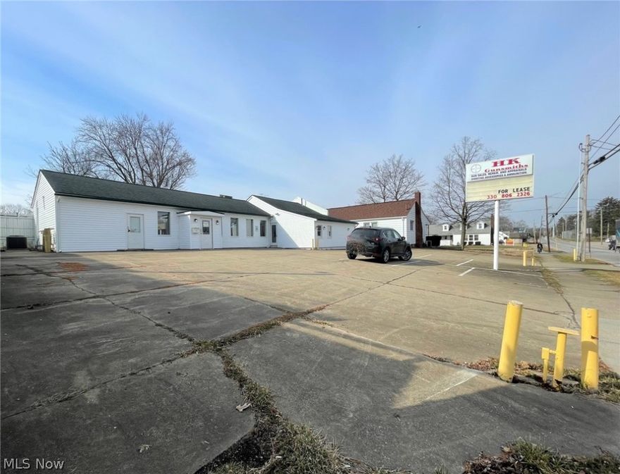 Mixed Use. Fully occupied. Retail Building and Rental Home. Retail building has 1,852 sf of space, with receptionist area, lobby, seven offices  storage rooms and restrooms. There are two entrances so this space could be split. Retail building is currently occupied with a tenant and leases for $1,100 per month. Building has newer roof. Rental home on property is occupied with a tenant. Rental Home is located on 338 Hall St. It is a 976 sf bungalow with two bedrooms, one bathroom and a basement and leases for $791 a month. Tenant pays all​​‌​​​​‌​‌​​​‌‌​​​‌‌‌​​‌​​‌‌​​​​ utilities.