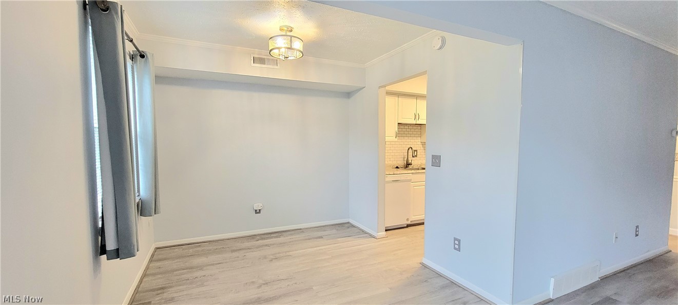 Rolling Hills Condo - Residential