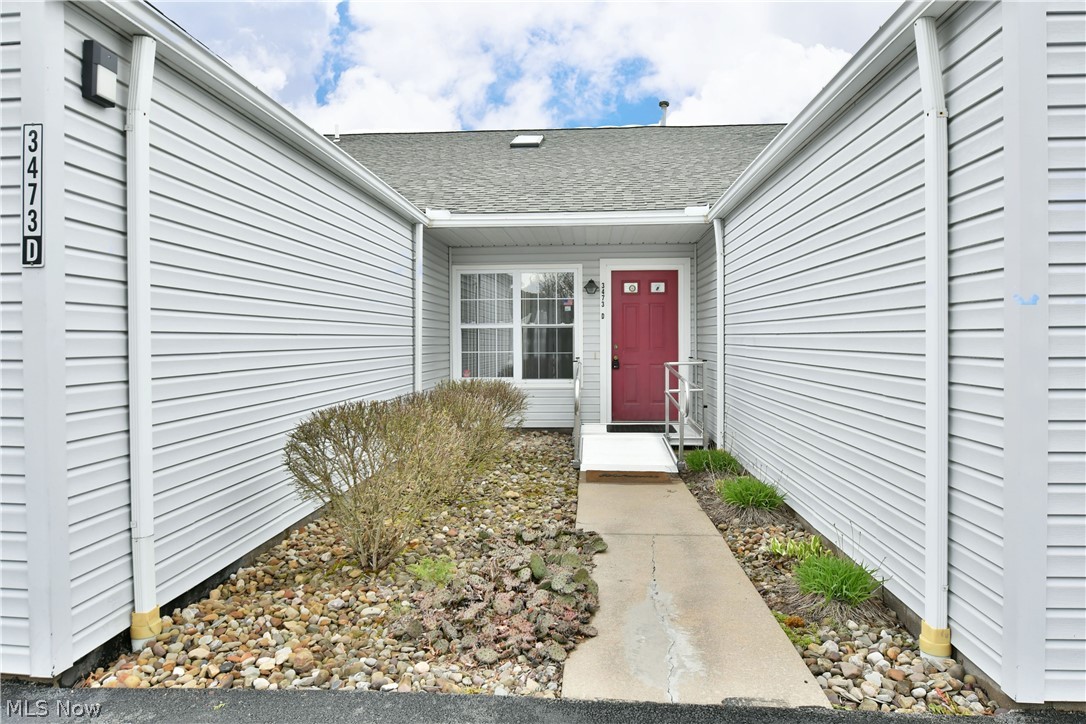 Lake Pointe Condo - Residential