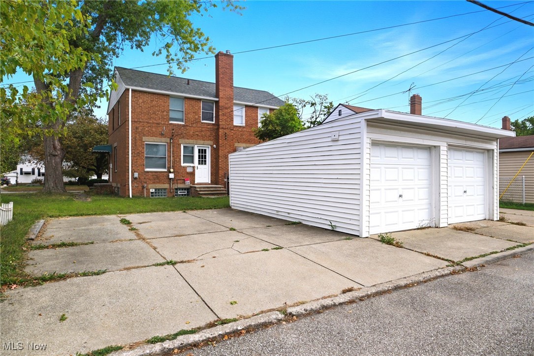 Memphis Villas - Residential