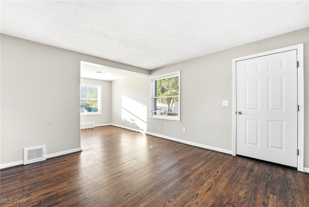 Memphis Villas - Residential