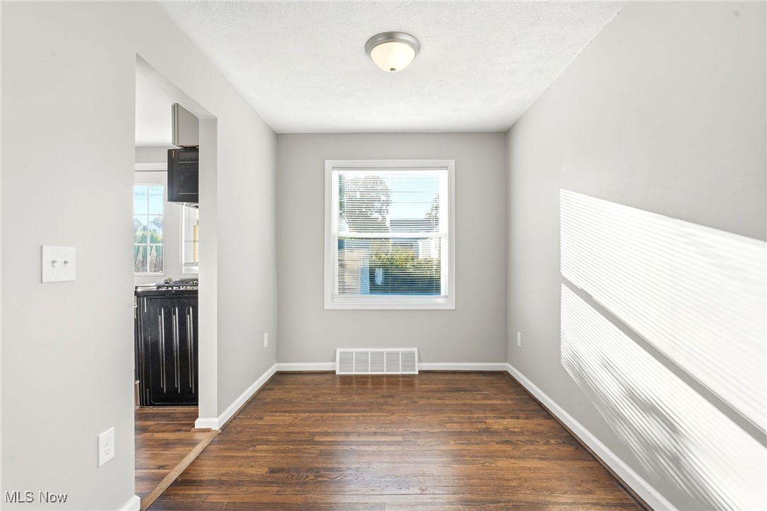 Memphis Villas - Residential