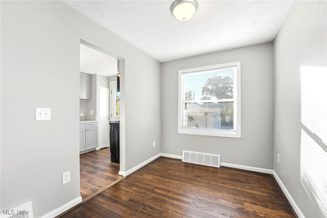 Memphis Villas - Residential