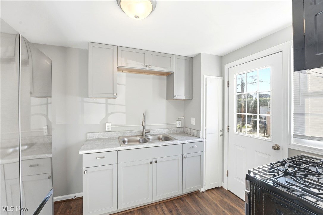 Memphis Villas - Residential