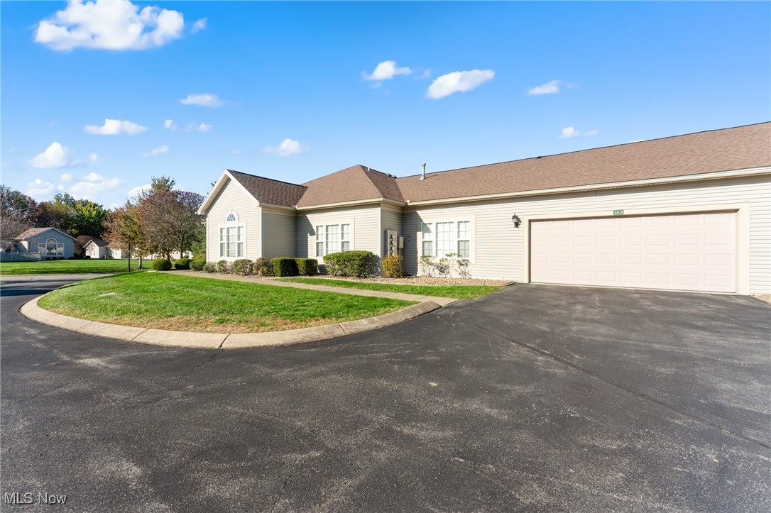 5645 Clingan Road #15A, Struthers, Ohio image 33