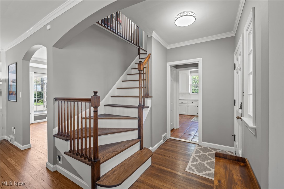 30225 Lake Road, Bay Village, Ohio image 4