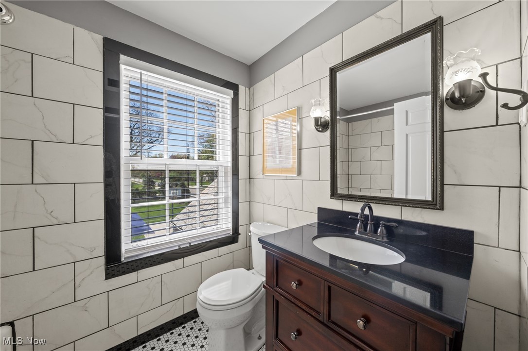 30225 Lake Road, Bay Village, Ohio image 26