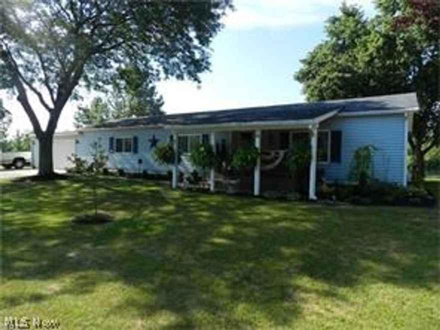 Exceptional, Recently remodeled Spacious Ranch on that is situated on a ONE OF A KIND/NATURE LOVERS lot that is lake front with over $90K invested in the last couple of years! Newer vinyl siding, windows, doors, storage sheds, and more. This home sits on a large lake that can be fished from your back yard which is fenced and includes a 3 season sunroom to watch the ducks, geese, swans, turtles, etc from. Attached 2 car garage. Enter to huge rooms along with an updated kitchen that includes newer appliances that are included, newer gleaming laminate wood flooring and so much more...Call today you will love it:)