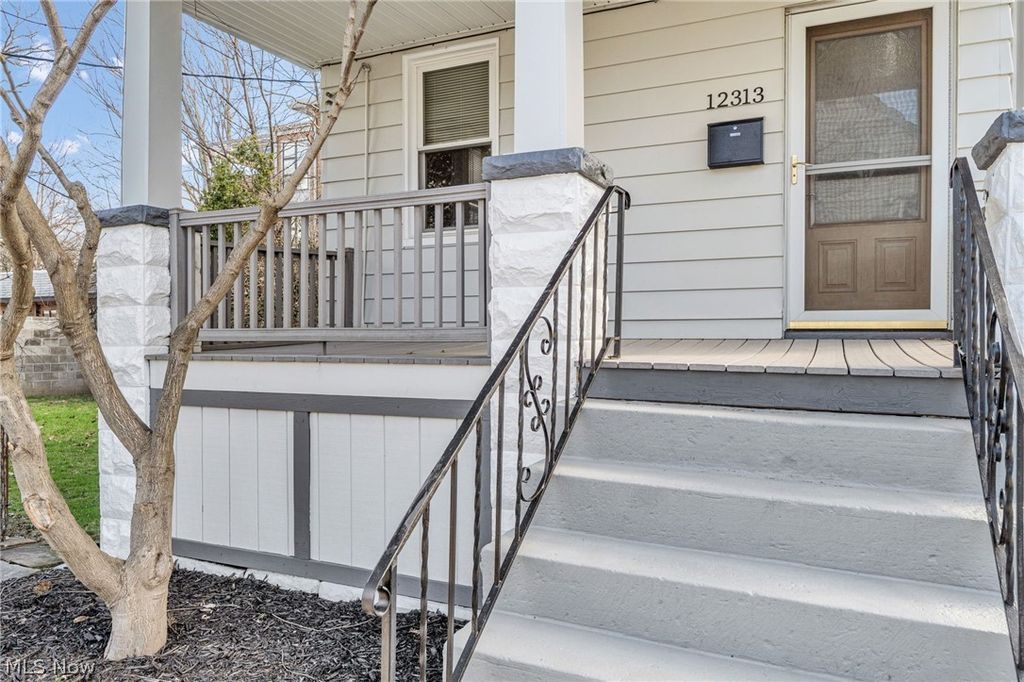 Photo of 12313 Alexander Road, Cleveland, OH 44106 (MLS # 5197377)