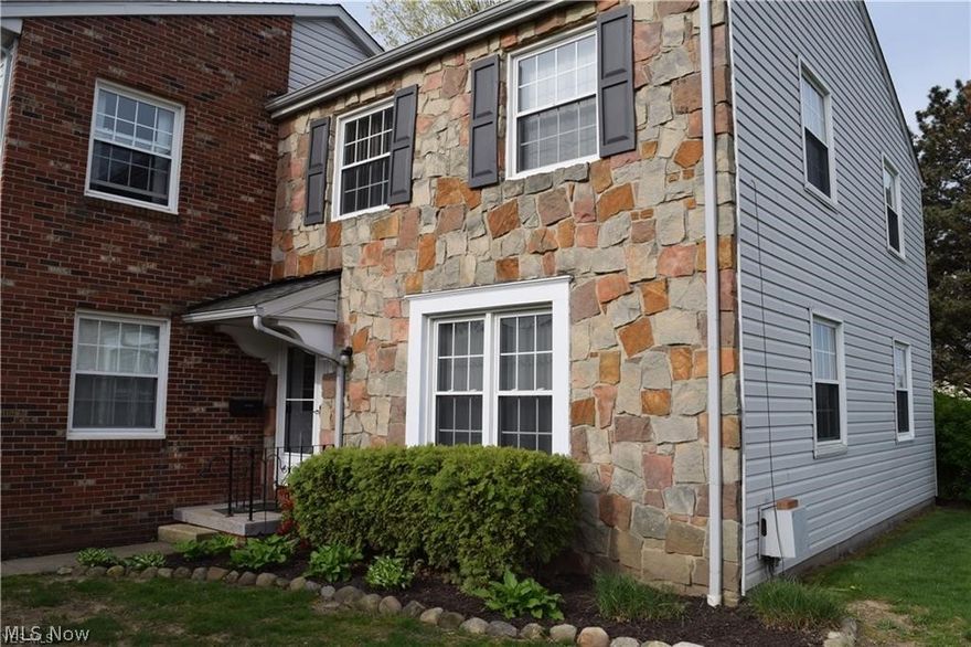 Awesome updates in this 2, possible 3, bedroom townhouse condo. Owner converted a bedroom to a walk-in closet. Updated main bath! Gorgeous white kitchen with granite counters, subway tile, stainless steel appliances and pantry. Kitchen/dining room with new flooring and blinds. Family room in the basement with new built-in cabinets. Freshly painted, new flooring throughout. Updates include, but not limited to, flooring, patio, furnace, AC, stainless steel kitchen appliances. Newer roof, vinyl windows. Garage with new opener. Must see!