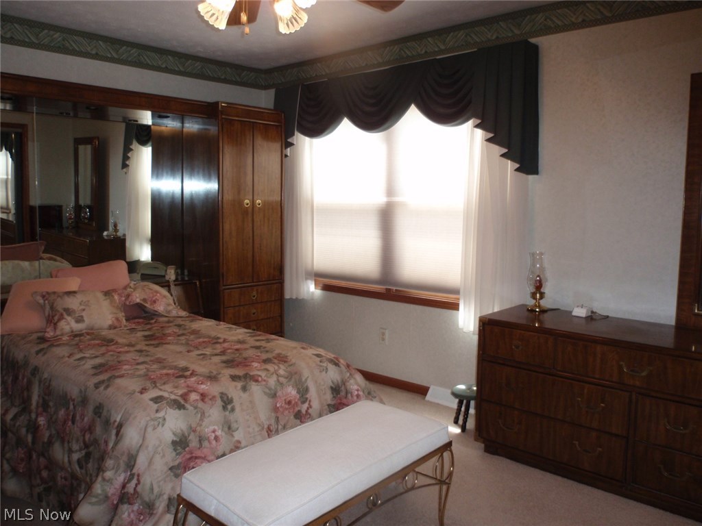 Villas/Hlnd Park Condo - Residential