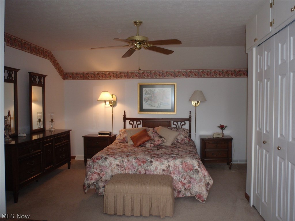 Villas/Hlnd Park Condo - Residential