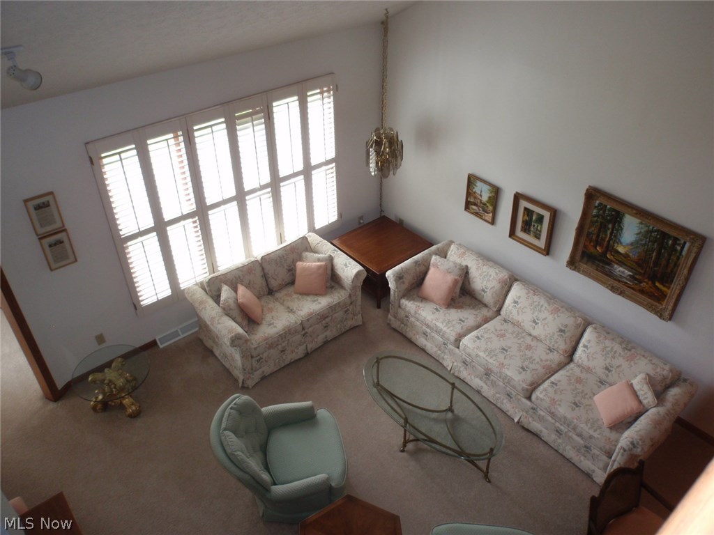 Villas/Hlnd Park Condo - Residential