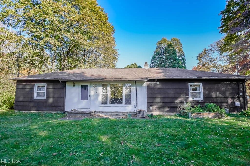 Photo of 2754 Irma Drive, Uniontown, OH 44685 (MLS # 5167951)